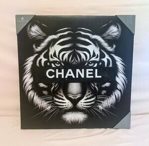 Spruce Tiger w/Black Background Fashion Wall Art